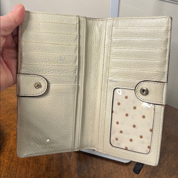 Kate Spade New York saffiano leather bifold wallet - Picture 5 of 11